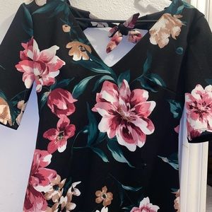 Cute fitted floral dress